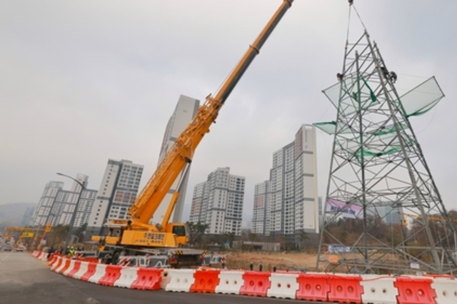 과천지식정보타운 송전탑 철거 본격화…도시환경 개선 속도 낸다