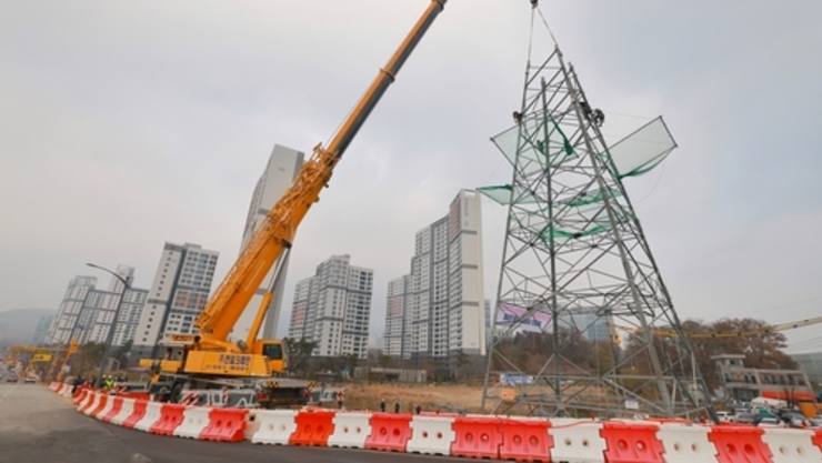 과천지식정보타운 송전탑 철거 본격화…도시환경 개선 속도 낸다