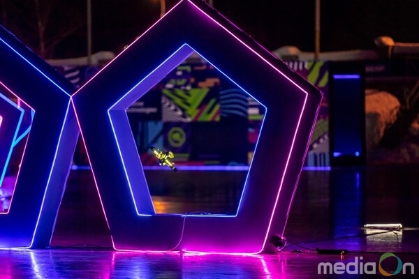 Phygital Drone Racing