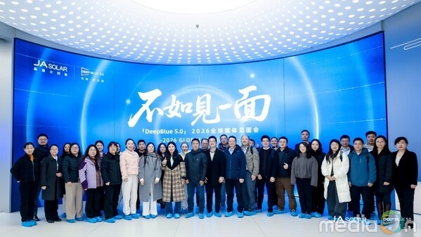 Global Media Spotlight JA Solars DeepBlue 5.0 Redefining the Future of High Value Solar