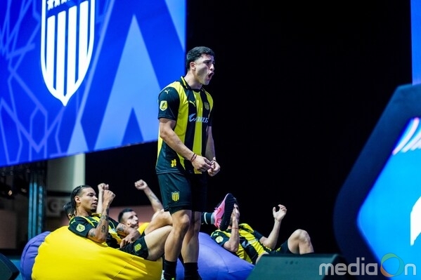 Phygital Football athletes competing at GOTF 2025